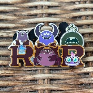 DISNEY STORE 2013 Monsters University “Roar Omega Roar” Pin